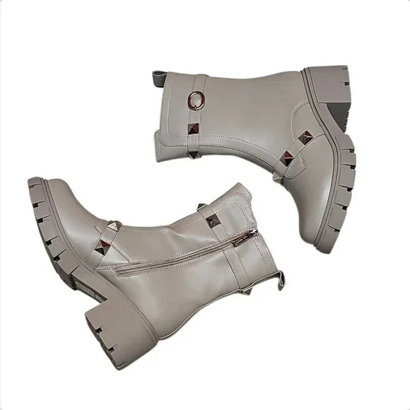 Studded Gray Combat-Style Ankle Boots With Chunky Block Heel And Side Zipper Clo - Picture 2 of 8